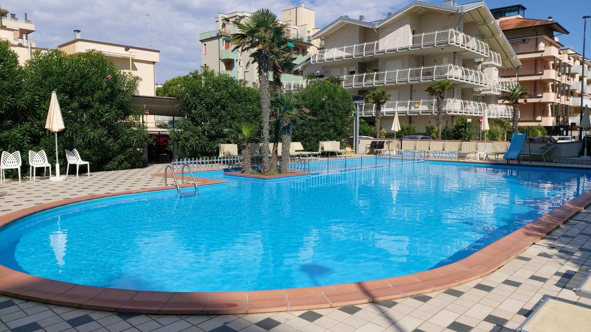 Hotel De Paris Lido Di Savio Eksteriør billede