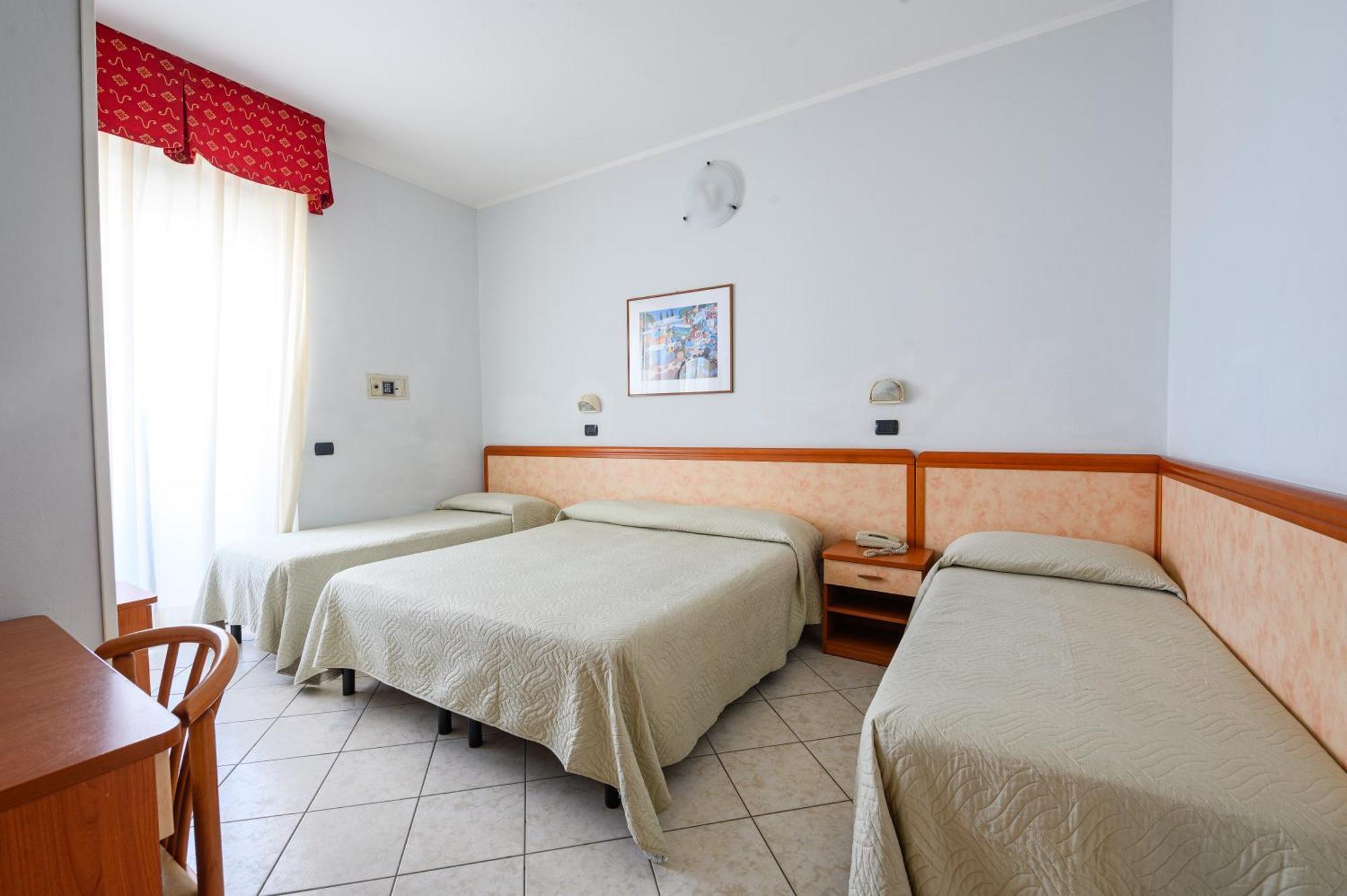 Hotel De Paris Lido Di Savio Eksteriør billede